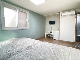 Twin Rabbit Guesthouse