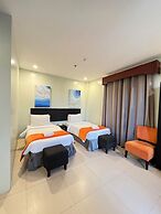 Holiday Suites Hotel & Resort