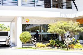 Holiday Suites Hotel & Resort