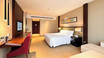 Lia Charlton Hotel Shenzhen