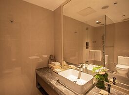 Lia Charlton Hotel Shenzhen