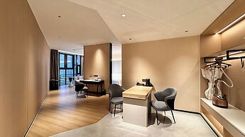 Lia Charlton Hotel Shenzhen