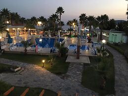 Nagi Beach Hotel