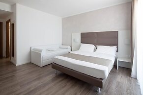 Hotel Columbia & Ninfea