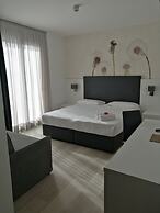 Hotel Columbia & Ninfea