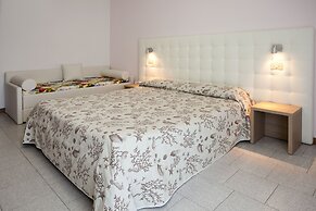 Hotel Columbia & Ninfea