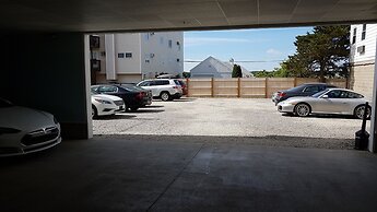 Atlantic Breeze Suites