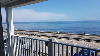 Atlantic Breeze Suites