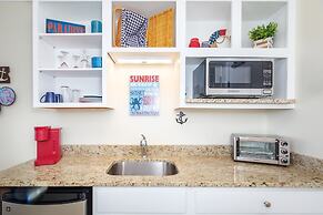 Atlantic Breeze Suites