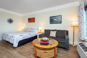 Atlantic Breeze Suites