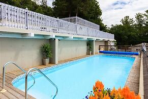 Bee 'n Bee Bed n' Breakfast