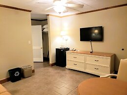 Avondale by the Sea Motel