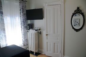 Colborne Bed and Breakfast