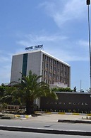 Jardy Hôtel & Suites