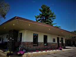 Town and Country Motel