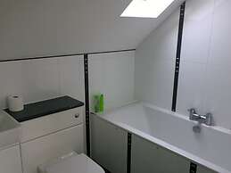 Your Travel Stop Craggside