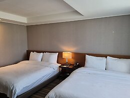 Avon Hotel