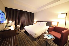 Avon Hotel