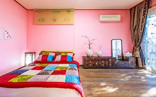 Casa Seorak Bed and Breakfast