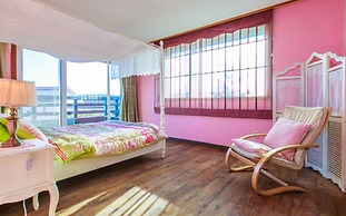 Casa Seorak Bed and Breakfast