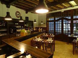 Hotel Au Bon Accueil