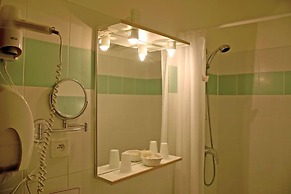 Hotel Au Bon Accueil