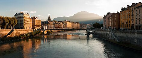 Hôtel de l'Europe Grenoble Hyper Centre