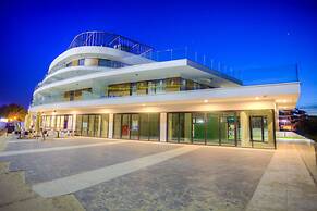 Baltic Park Molo Apartments