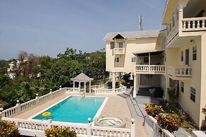 The Royal Kensington Villa