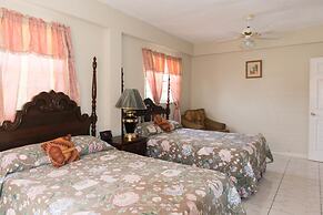 The Royal Kensington Villa