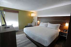 Holiday Inn Express & Suites Toronto Airport West by IHG