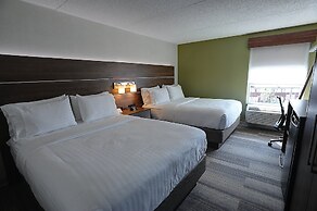 Holiday Inn Express & Suites Toronto Airport West by IHG
