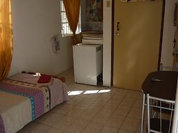 Happy Turtle Apartments