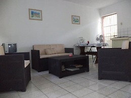 Happy Turtle Apartments