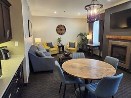 Days Inn & Suites by Wyndham Lindsay