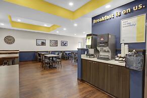 Days Inn & Suites by Wyndham Lindsay