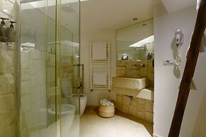 Le Malve Cave Retreat