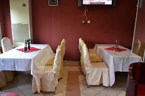 Peninsula Plaza Hotel