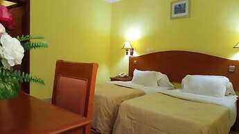 Peninsula Plaza Hotel