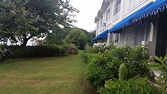 Court Manor at Montego Bay Club