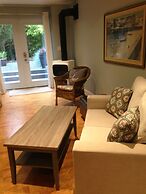 Salt Spring Carriage House B&B