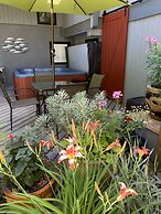 Salt Spring Carriage House B&B