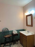 The Inn at Old Harbor