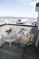 The Inn at Old Harbor