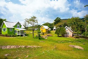 Brookside Valley Resort