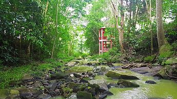 Brookside Valley Resort