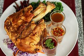 Brookside Valley Resort