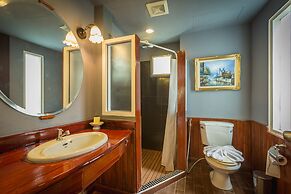 Brookside Valley Resort