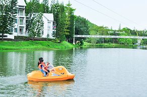 Brookside Valley Resort