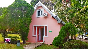 Brookside Valley Resort